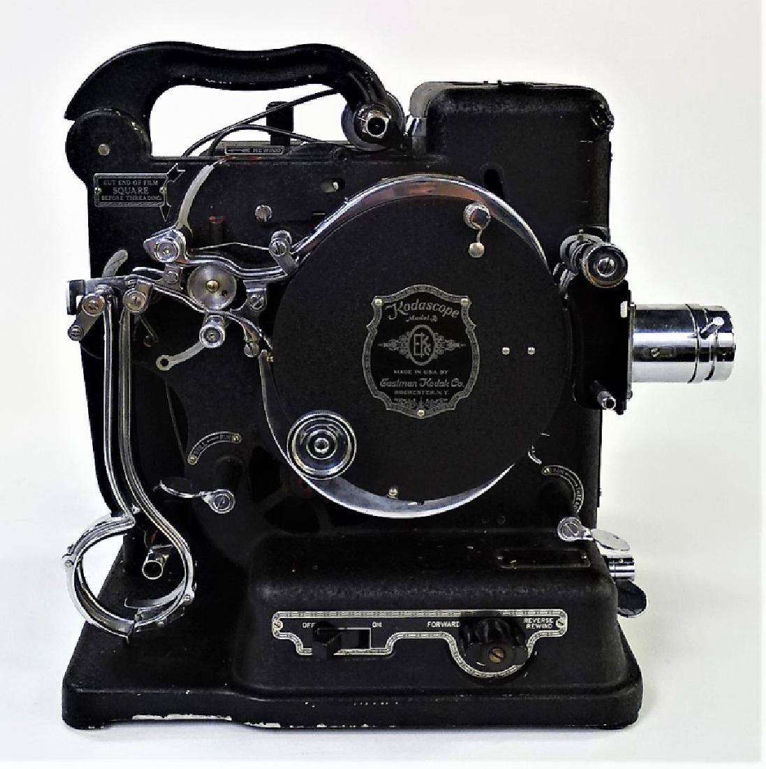 A Kodascope Model EE 16mm silent film projector - auctions & price archive