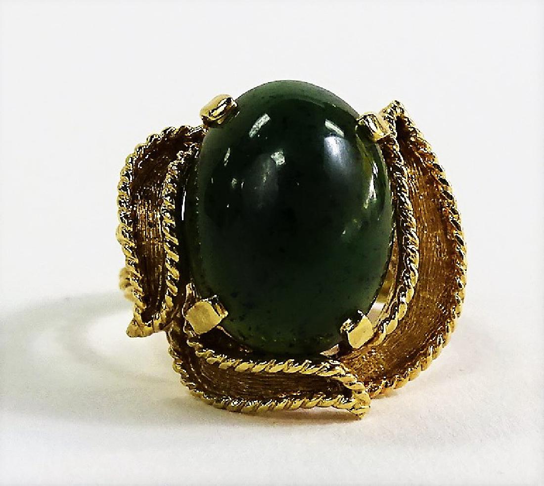 ELEGANT ESTATE 14KT YELLOW GOLD & JADE RING (1 of 5)