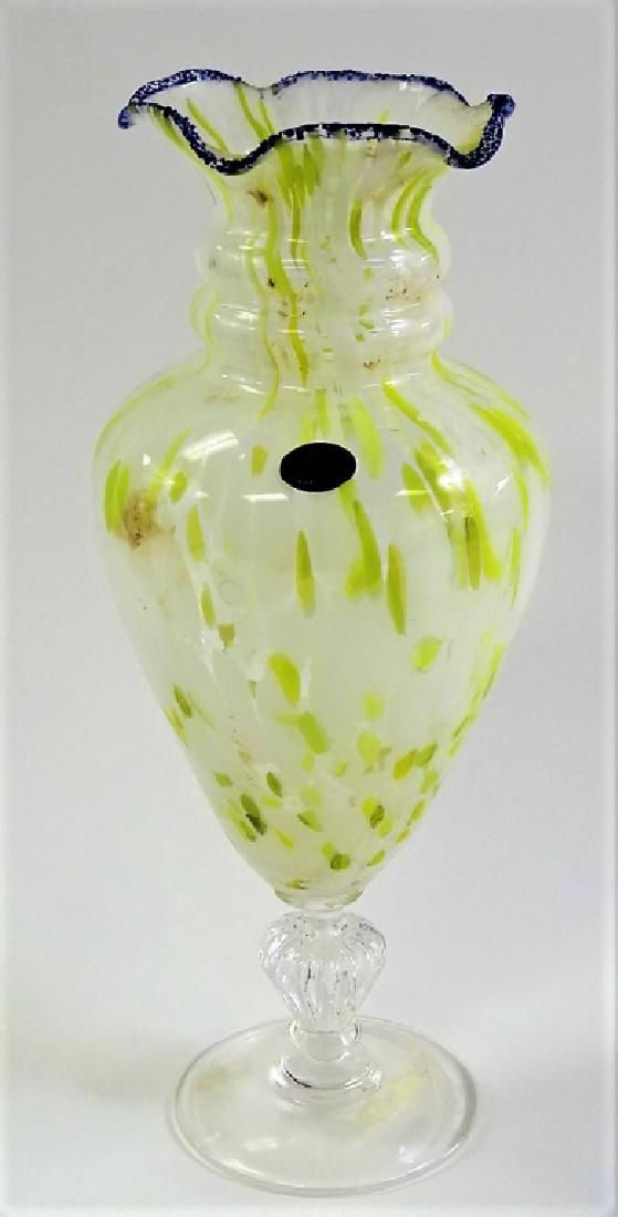VTG MURANO BLOWN ART GLASS FOOTED VASE (1 of 4)