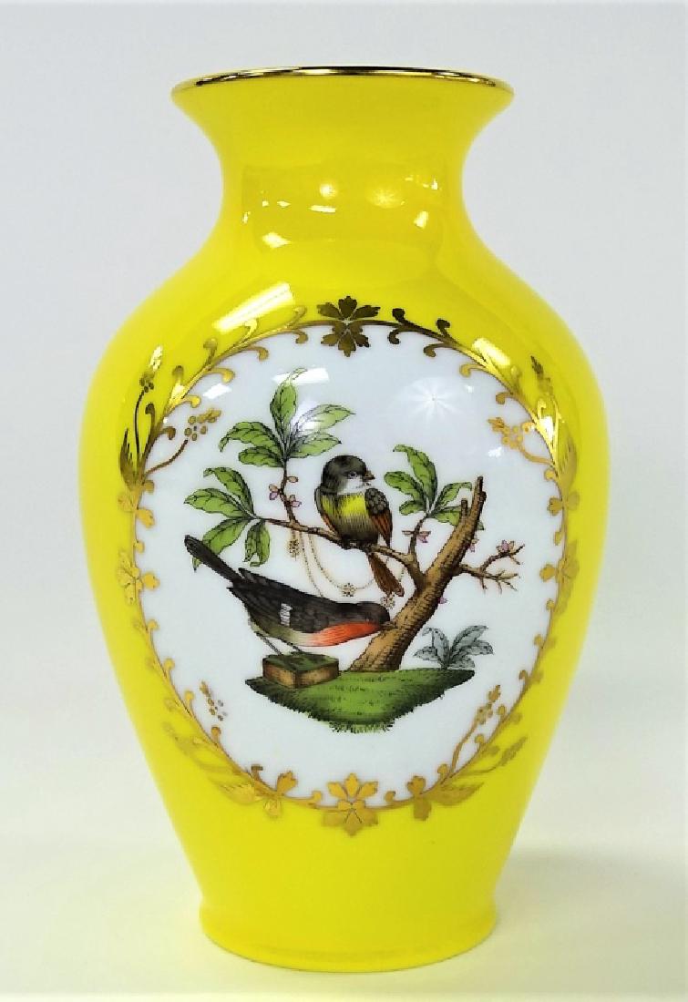 HEREND HAND PAINTED PORCELAIN CABINET VASE (1 of 3)