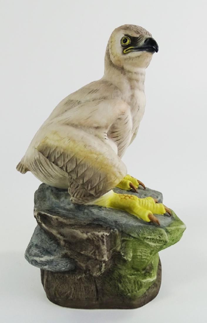 BOEHM PORCELAIN YOUNG AMERICAN BALD EAGLE (1 of 6)