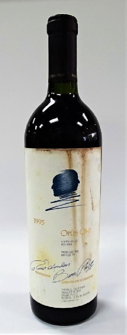 750ML 1995 OPUS ONE NAPA VALLEY RED WINE: Joint venture between Robert Mondavi and Baron Philippe de Rothschild. Indicative blend: Cabernet Sauvignon, Cabernet Franc, Merlot, Malbec and Petit Verdot. Factory sealed, never opened. Third party 