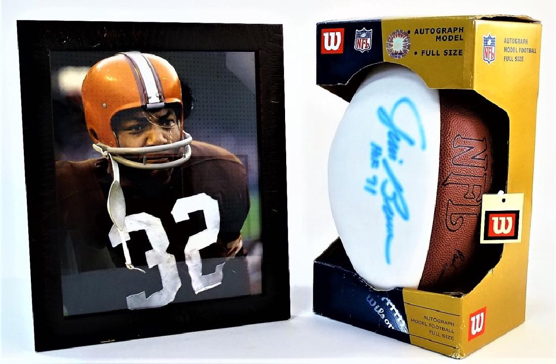 NFL HOF PLAYER - JIM BROWN AUTOGRAPHED FOOTBALL (1 of 2)