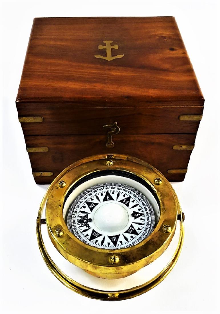 ANTIQUE ENGLISH BRASS SHIP'S COMPASS IN BOX (1 of 4)