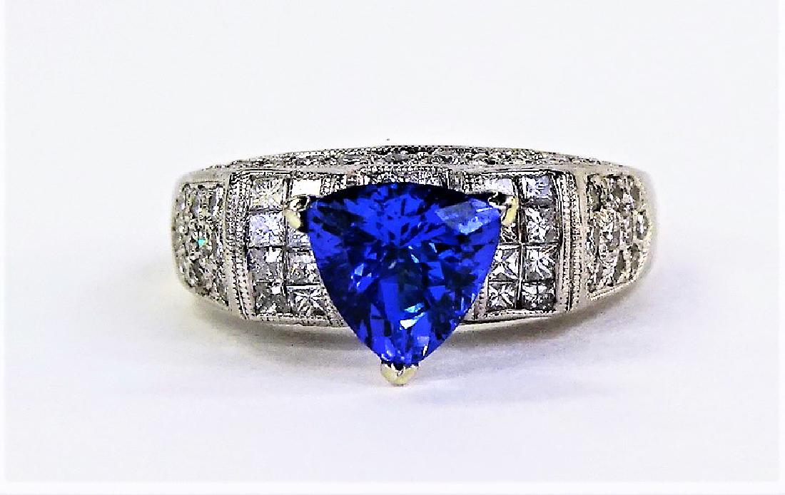 INCREDIBLE PLATINUM DIAMOND TANZANITE ESTATE RING (1 of 5)