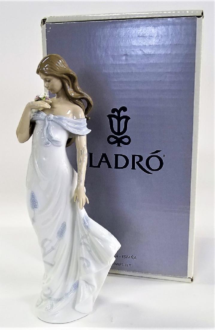 LLADRO "A FLOWER'S WHISPER" PORCELAIN FIGURE #6918 (1 of 5)