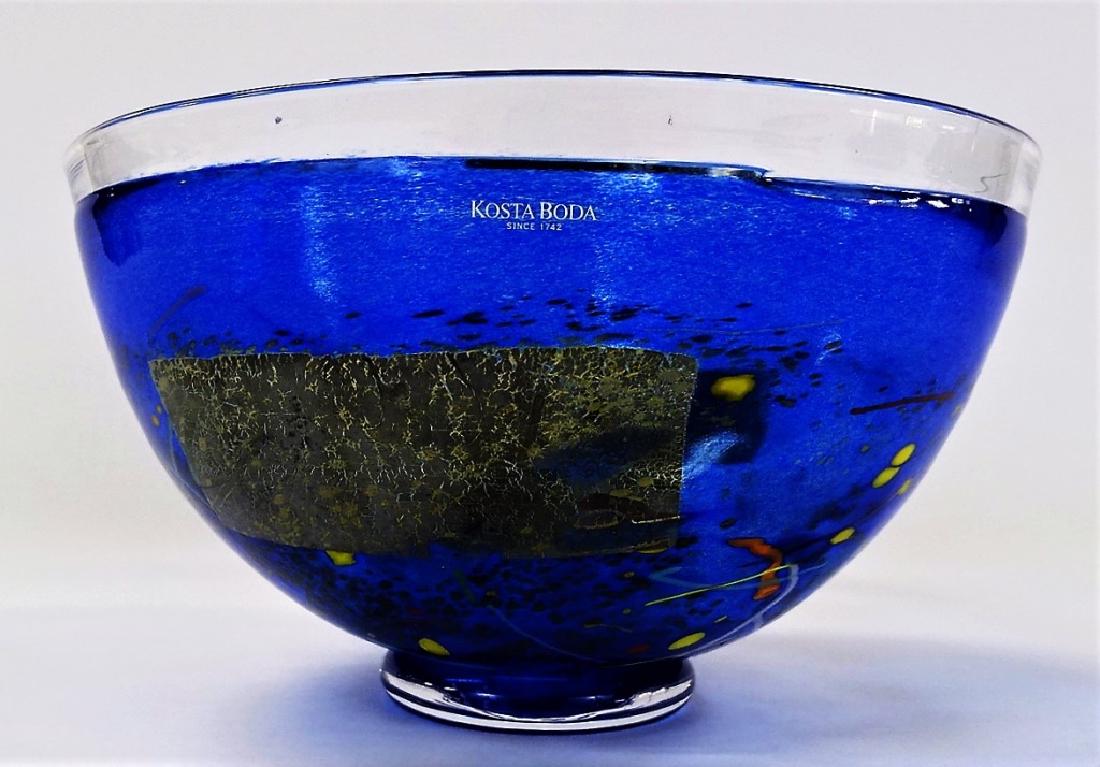 KOSTA BODA CONTEMPORARY SWEDISH ART GLASS BOWL (1 of 4)