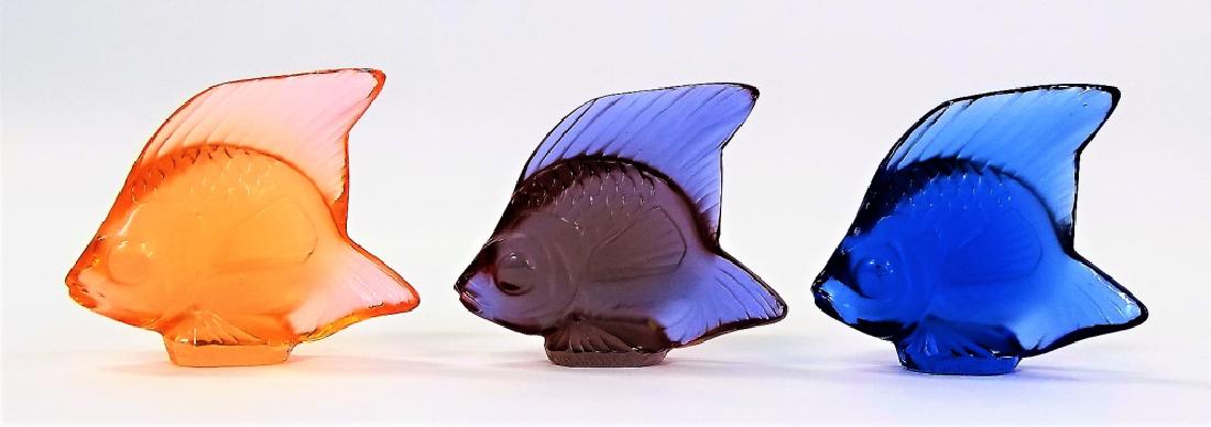 3 LALIQUE MUTICOLORED CRYSTAL FISH FIGURINES (1 of 3)