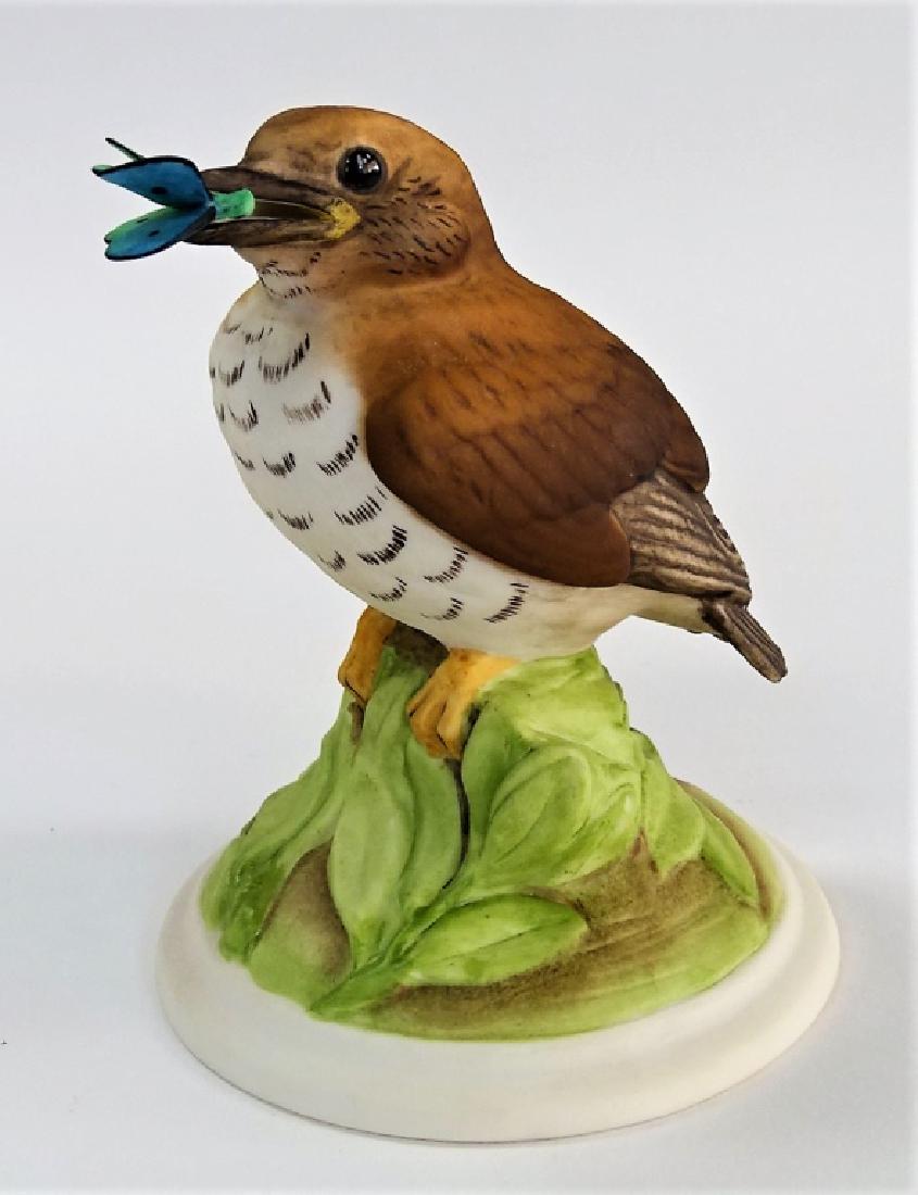 BOEHM BISQUE PORCELAIN BABY WOOD THRUSH FIGURINE (1 of 3)