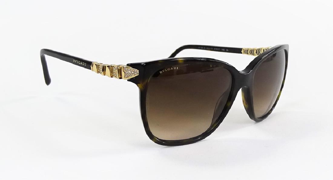 LADIES BVLGARI SUNGLASSES (1 of 4)