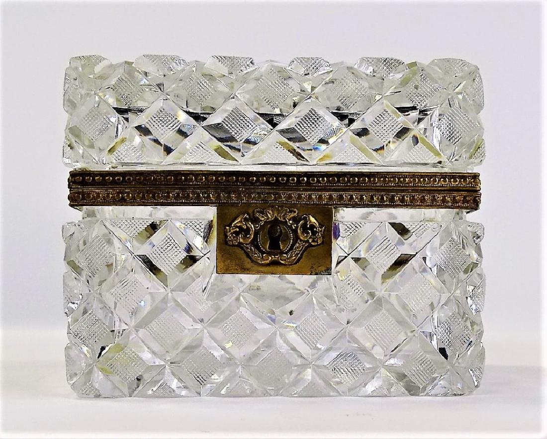 ANTIQUE BACCARAT STYLE FRENCH CRYSTAL DRESSER BOX (1 of 4)