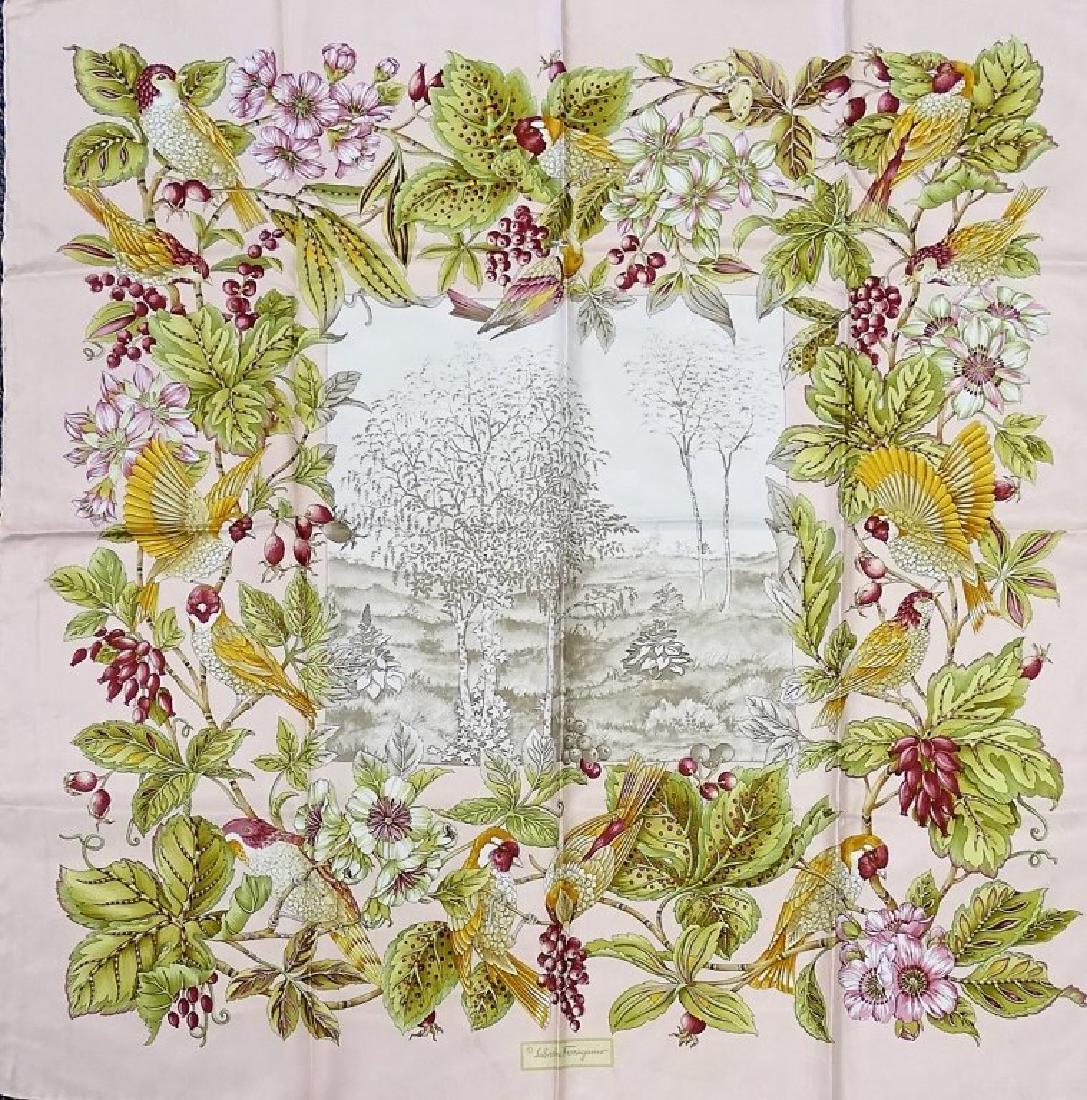 SALVATORE FERRAGAMO SILK LADIES SCARF (1 of 2)