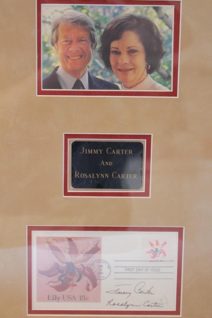 AUTOGRAPHED POST CARD BY PRESIDENT AND MRS. CARTER (1 of 1)