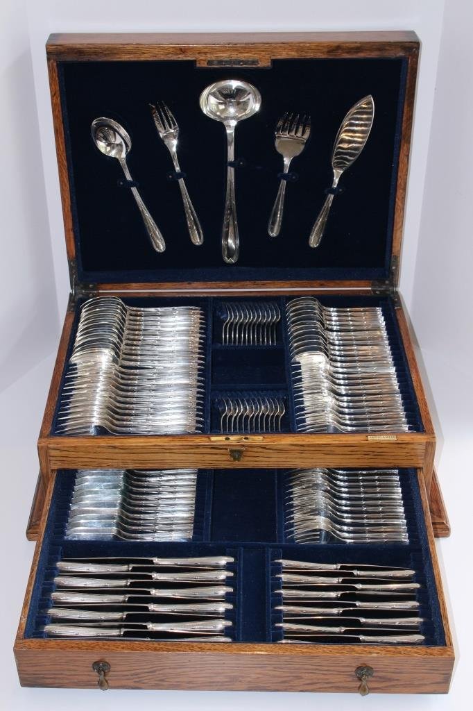 CHRISTOFLE 125 PIECE FLATWARE SOLD BY MAPPIN & WEB (1 of 7)