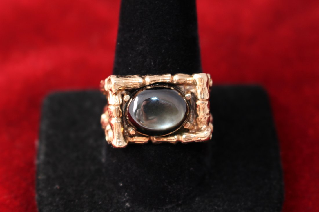 MEN'S 14KT YELLOW GOLD & ONYX RING (1 of 5)