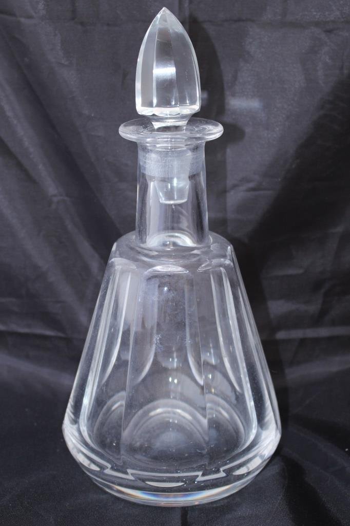 LOVELY SIGNED BACCARAT CRYSTAL DECANTER W/ STOPPER (1 of 4)