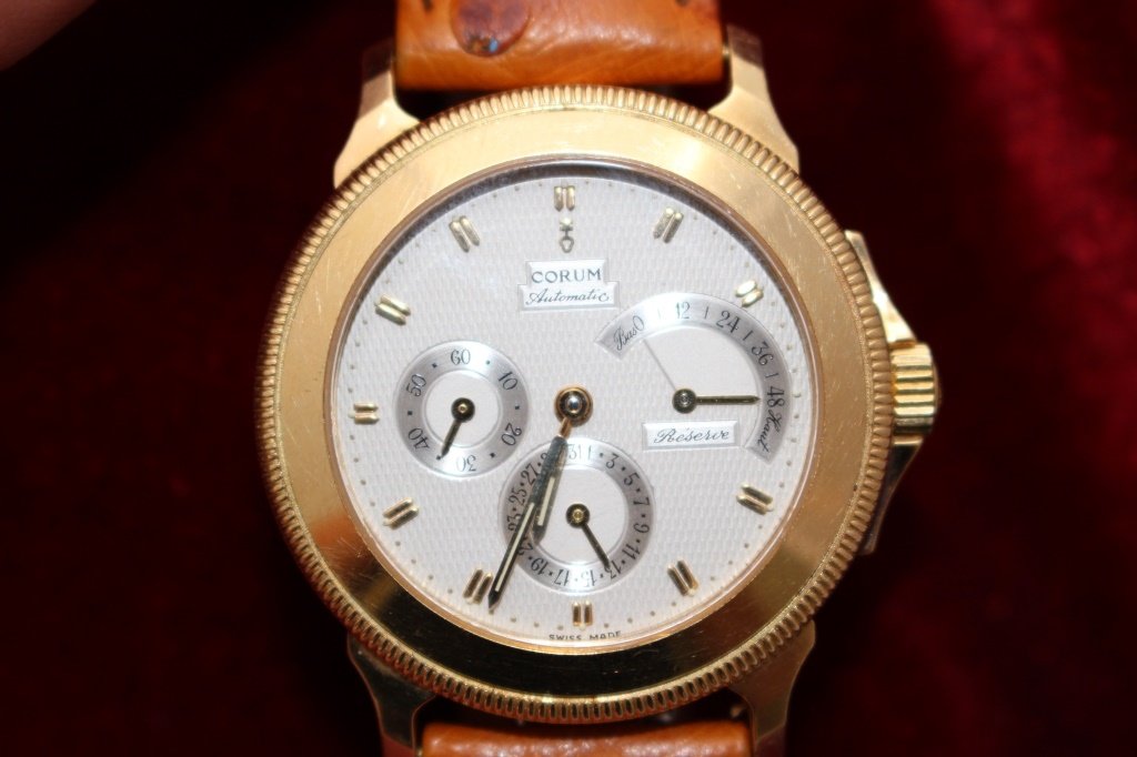 CORUM 18KT YELLOW GOLD AUTOMATIC RESERVE WATCH (1 of 5)