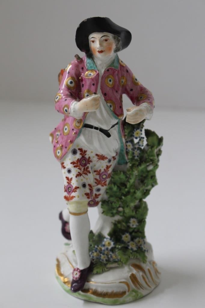 ANTIQUE CONTINENTAL PORCELAIN FIGURINE (1 of 5)