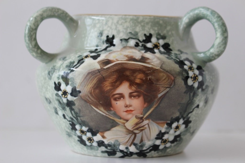 RARE TEPLITZ GERMANY STELLMACHER PORCELAIN VASE (1 of 4)