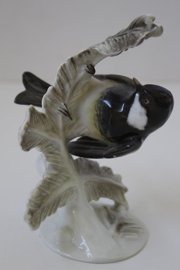 VINTAGE ROSENTHAL PORCELAIN FIGURINE OF A BIRD (1 of 4)