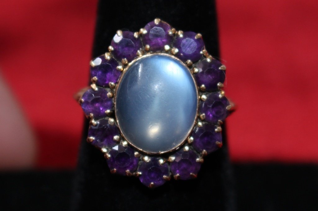 LOVELY 14KT GOLD MOONSTONE & AMETHYST RING (1 of 4)