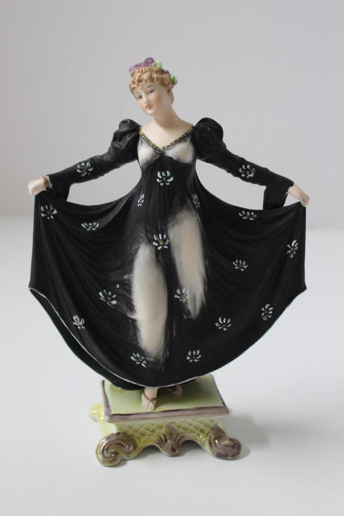 1950'S CONTINENTAL BISQUE FIGURINE OF DECO LADY (1 of 5)