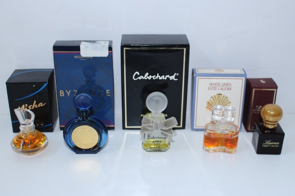 LOT OF 5 MINIATURE PERFUME BOTTLES WITH BOXES (1 of 1)