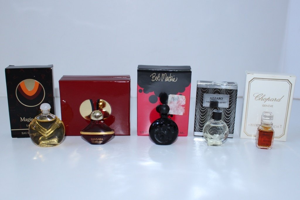 LOT OF 5 MINIATURE PERFUME BOTTLES WITH BOXES (1 of 1)