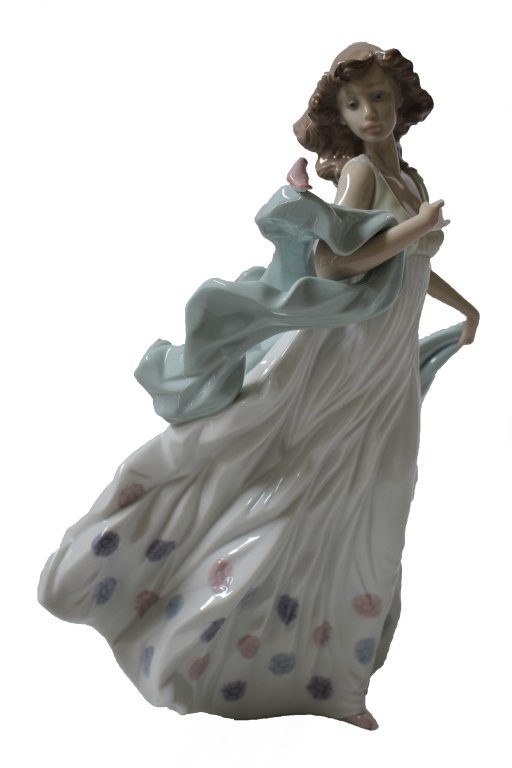 LLADRO GIRL WITH BIRD FIGURE 6190 SUMMER SERENADE (1 of 4)