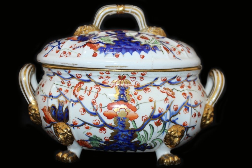 ANTIQUE DARBY PORCELLAIN COVERED TUREEN (1 of 4)