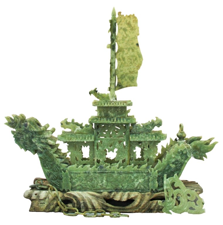 CHINA VINTAGE 100% NATURAL JADE CARVED DRAGON BOAT (1 of 1)