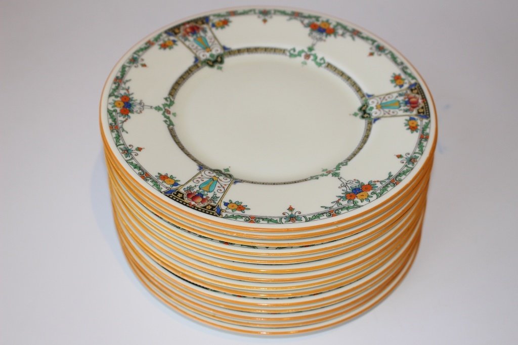 SET OF TWELVE ANTIQUE ROYAL DOULTON PLATES (1 of 4)