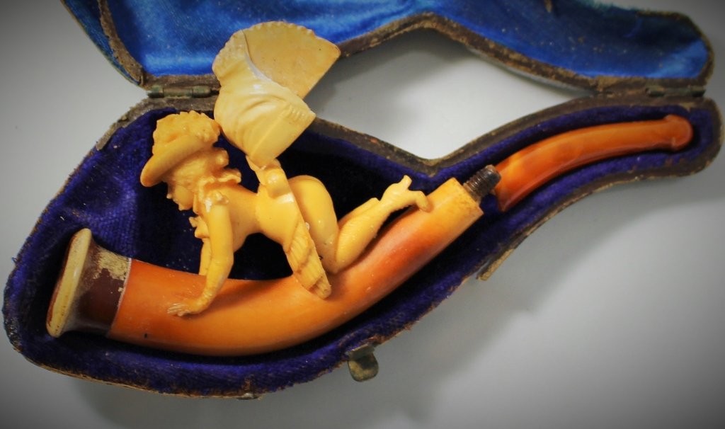RARE ANTIQUE NAUGHTY MEERSCHAUM PIPE (1 of 4)