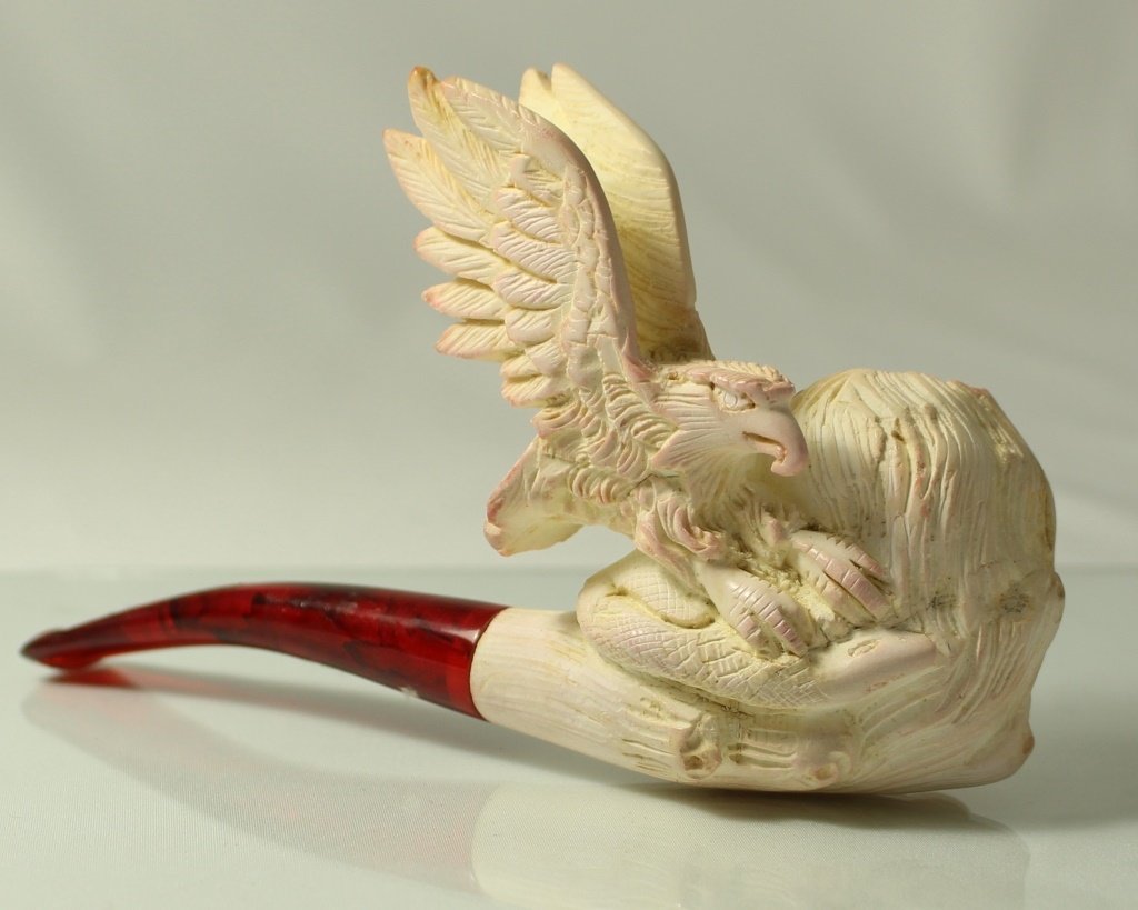 LARGE VINTAGE MEERSCHAUM PIPE OF AN EAGLE WITH BOX (1 of 4)