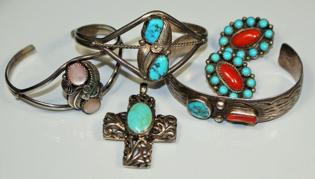 LOT OF 5 STERLING NAVAJO ASSORTED JEWERLY (1 of 10)