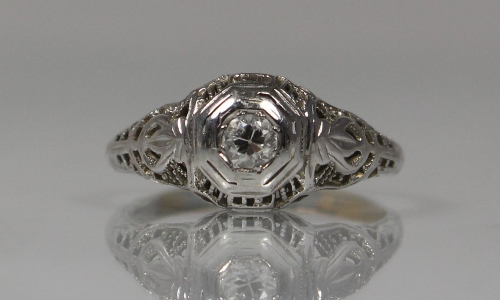 ORIGINAL DECO DIAMOND 14KT WHITE GOLD LADIES RING (1 of 3)