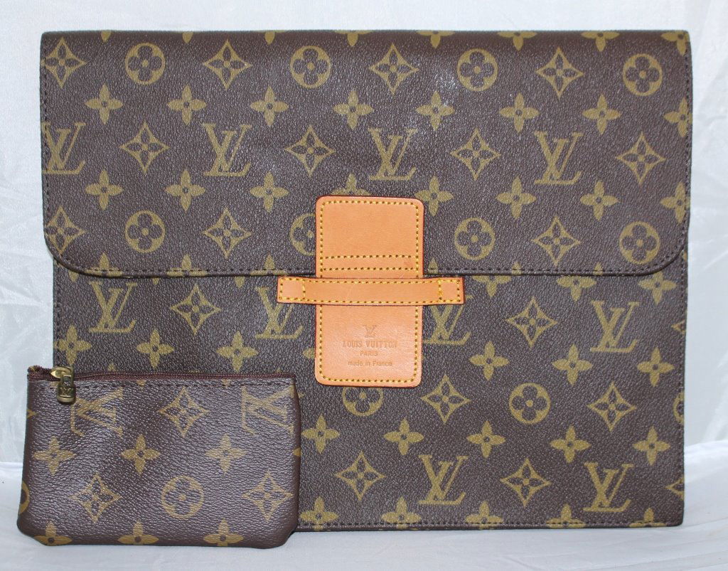 LOUIS VUITTON AUTHENTIC PORTFOLLIO WITH COIN PURSE (1 of 5)