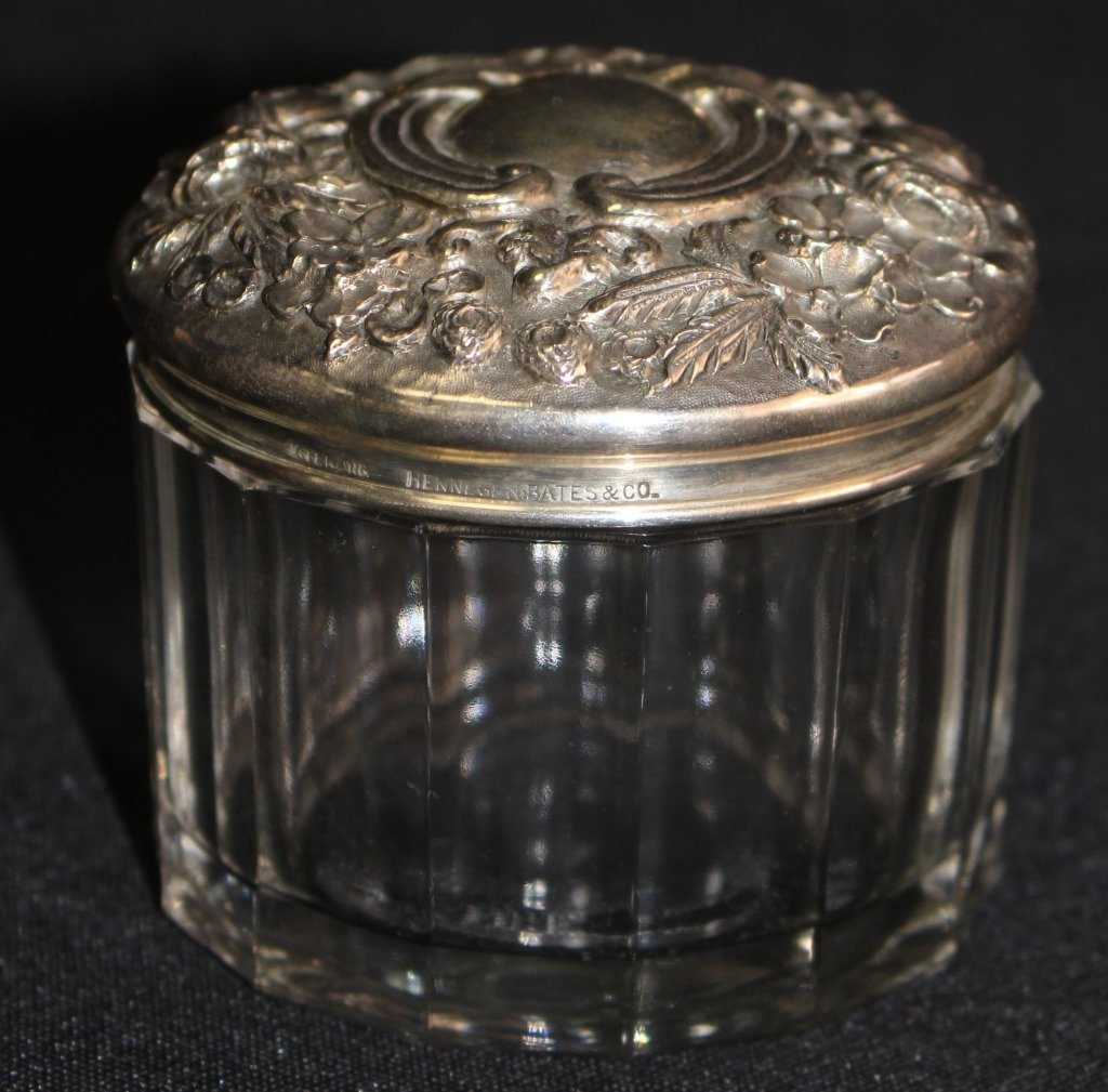 HENNEGEN BATES COMPANY STERLING TOP CRYSTAL JAR (1 of 3)