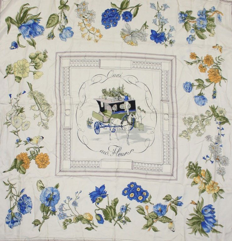 HERMES "QUAI AUX FLEURS" SILK SCARF (1 of 3)
