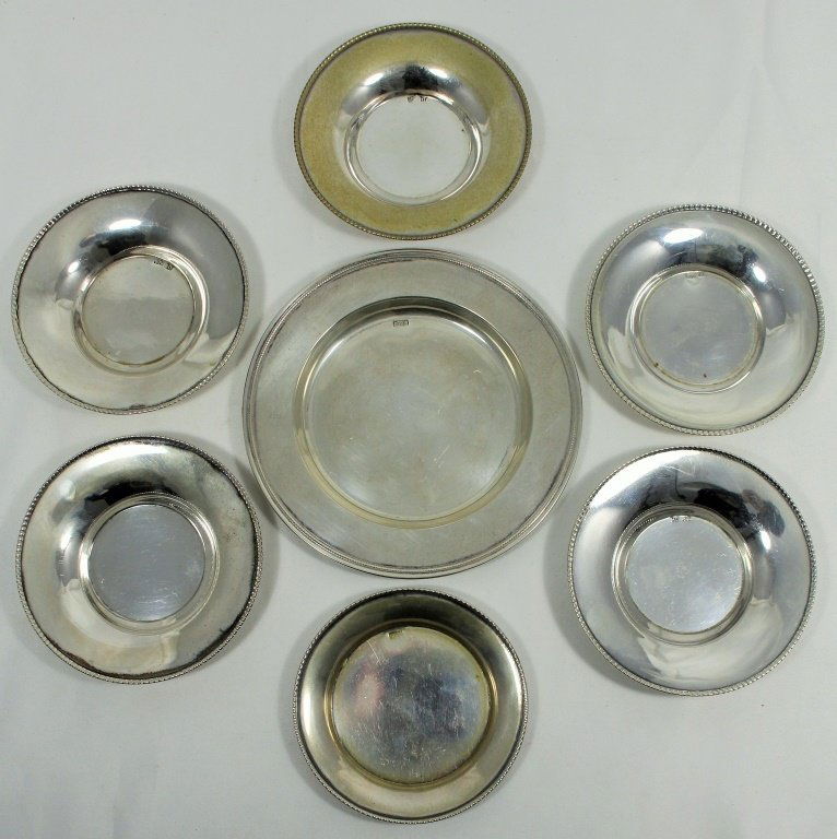 SEVEN STERLING SILVER ASSORTED ROUND TRAYS (1 of 3)