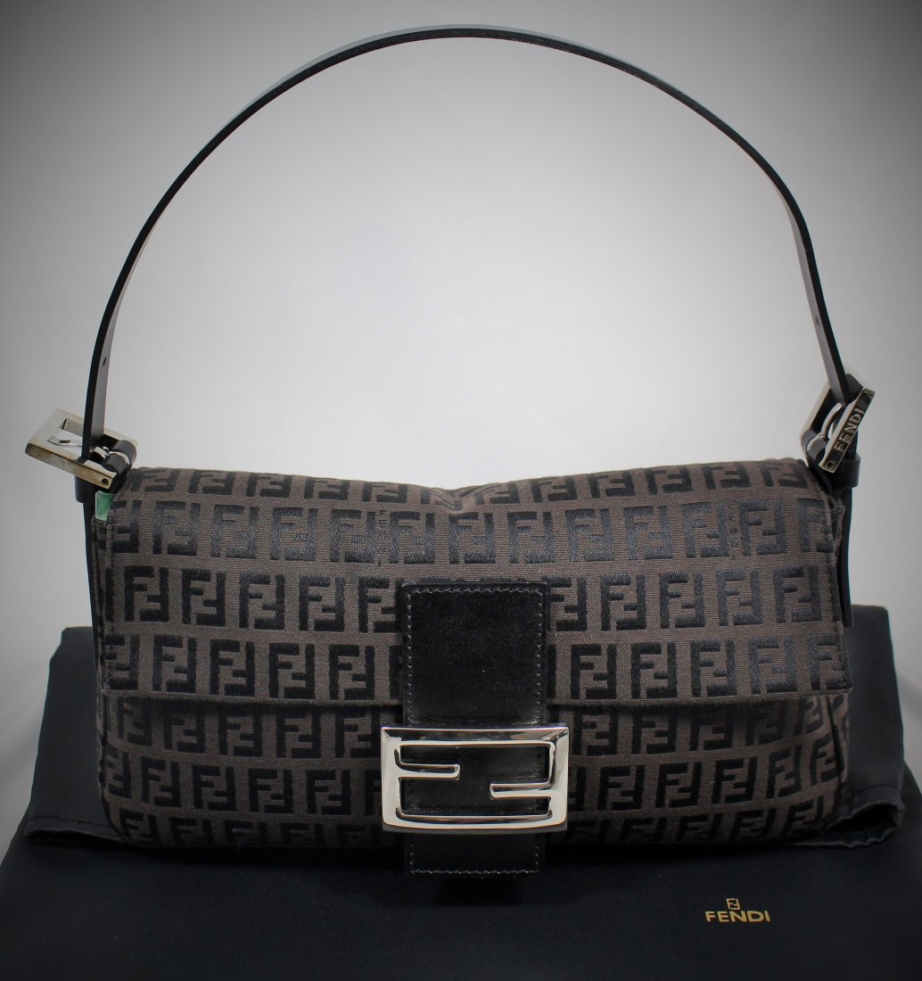 FENDI MONOGRAM CLUTCH PURSE (1 of 7)