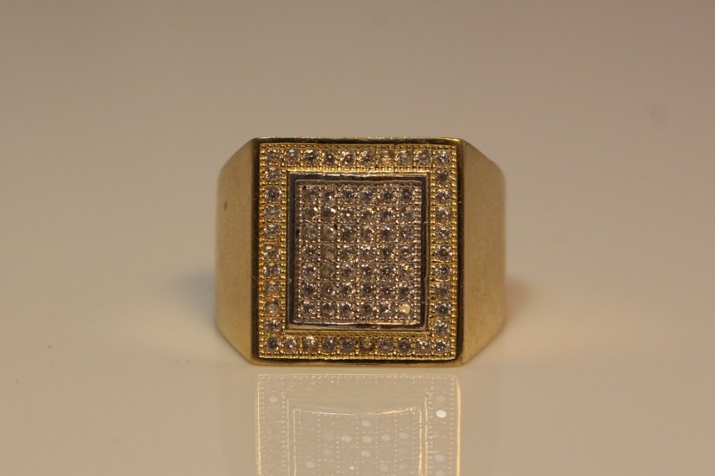 VINTAGE MEN'S 14KT YG AND DIAMOND ESTATE RING (1 of 4)