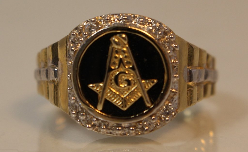 MEN'S 14KT YG AND DIAMOND MASONIC RING (1 of 4)