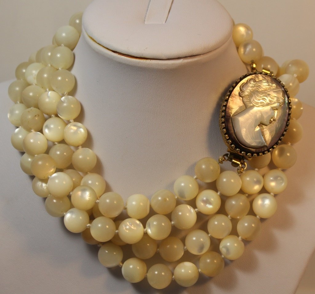 EXTRAORDINARY VINTAGE M.O.P & CAMEO NECKLACE (1 of 5)