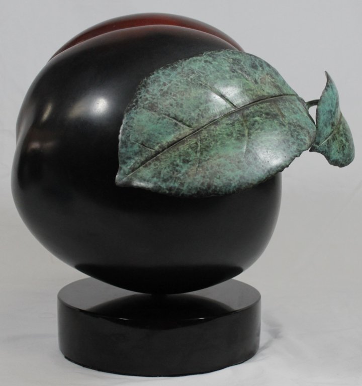 POPLITEO (LUIS MONTOYA) LARGE BRONZE PLUM ON PLATE (1 of 9)