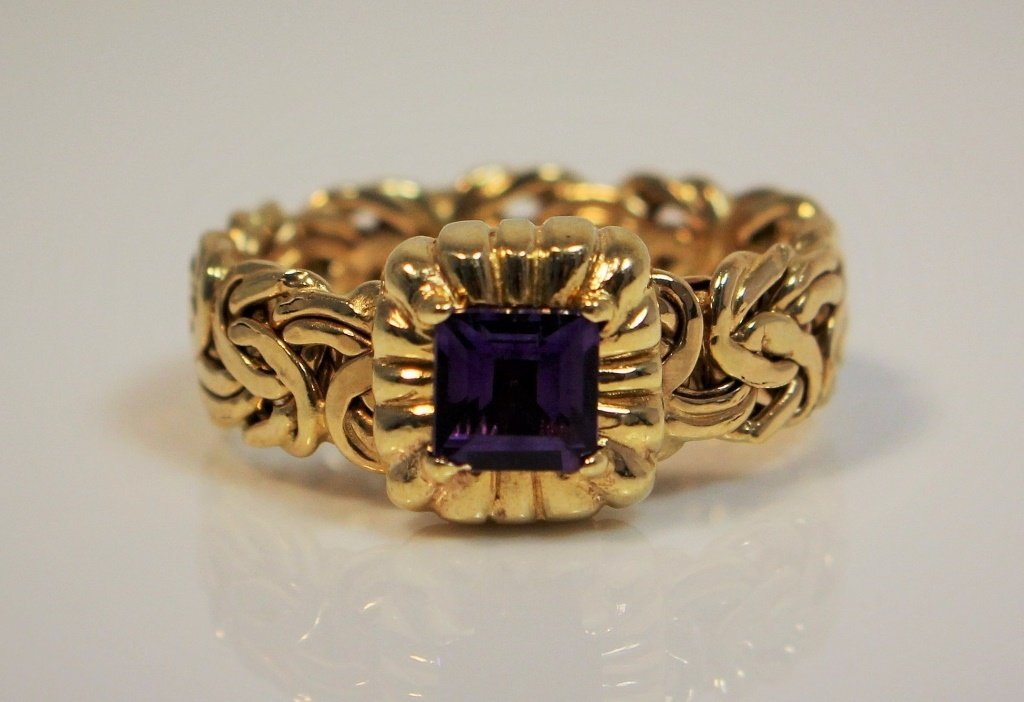 LOVELY 14KT YELLOW GOLD & AMETHYST LADIES RING (1 of 6)