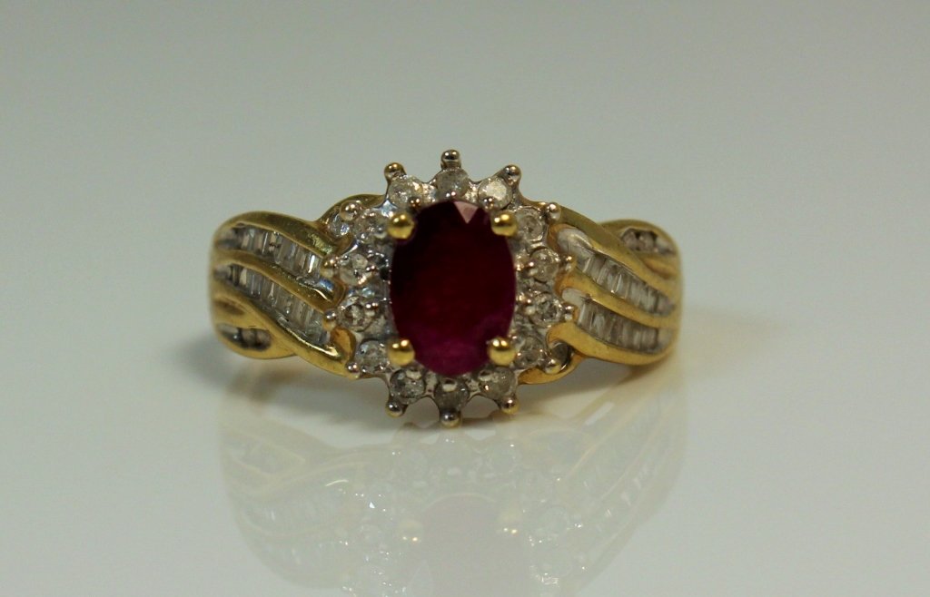 LADIES 10KT YELLOW GOLD, RUBY & DIAMOND RING (1 of 5)