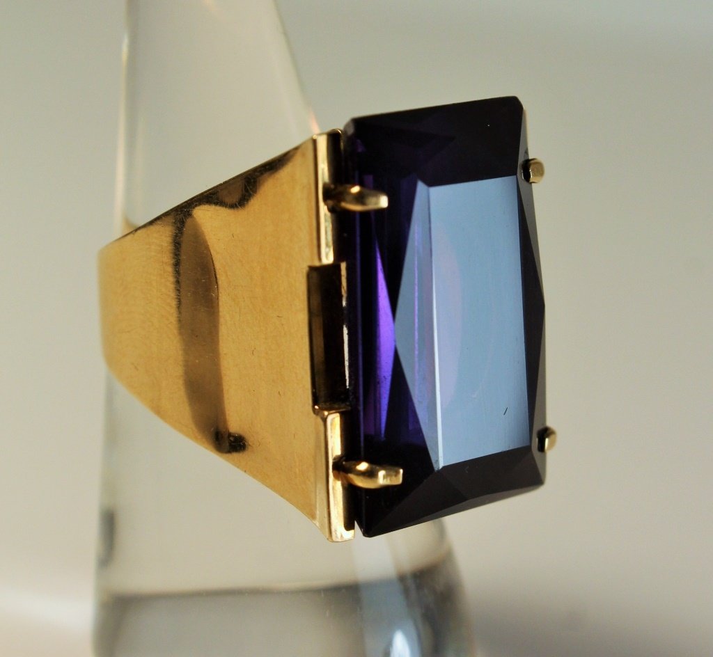LARGE ESTATE 18KT GOLD & AFRICAN AMETHYST RING (1 of 7)