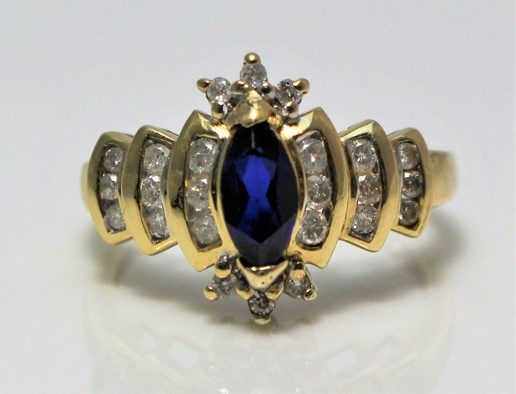 14KT YG SAPPHIRE AND DIAMOND LADIES RING (1 of 4)