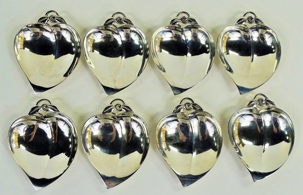 SET OF TIFFANY STERLING LEAF FORM DISHES (1 of 3)